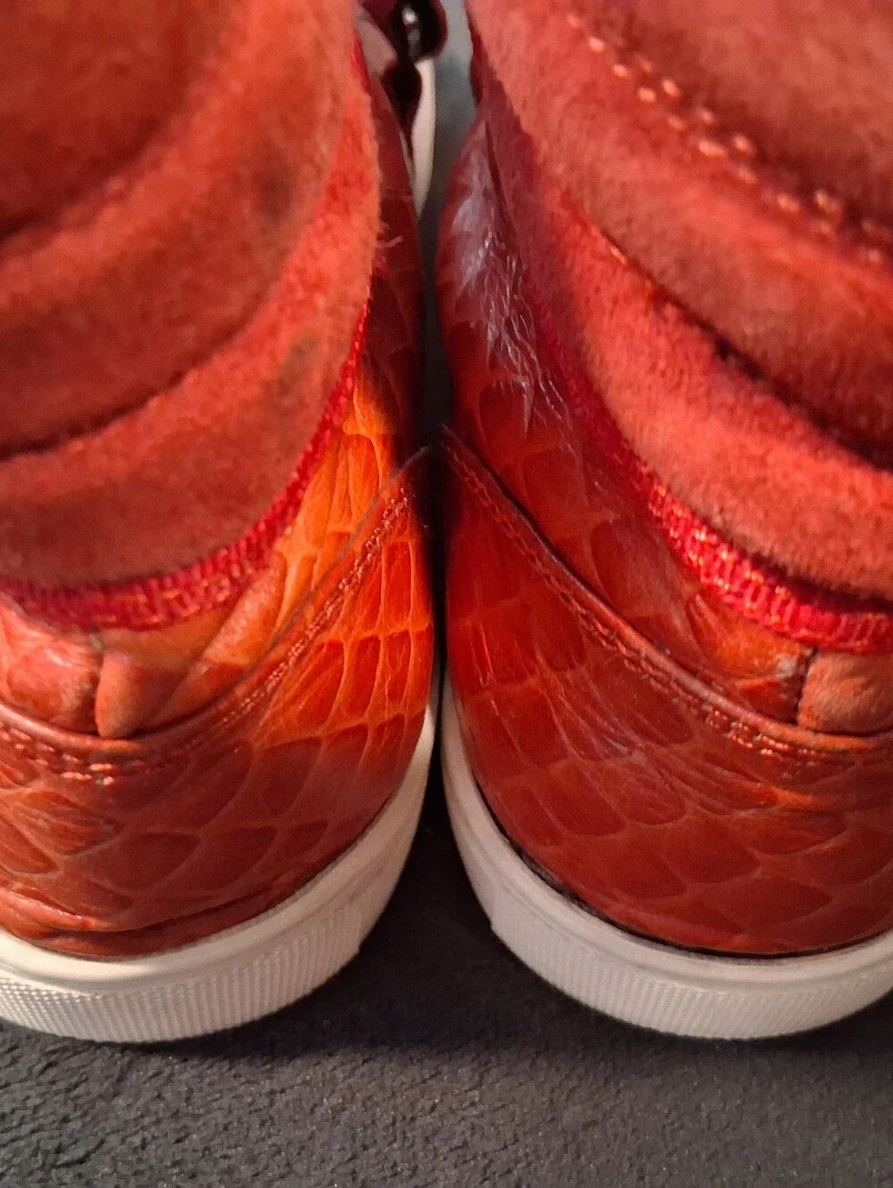 Android Homme High-Top Sneakers in Red with Textured Scale Pattern
